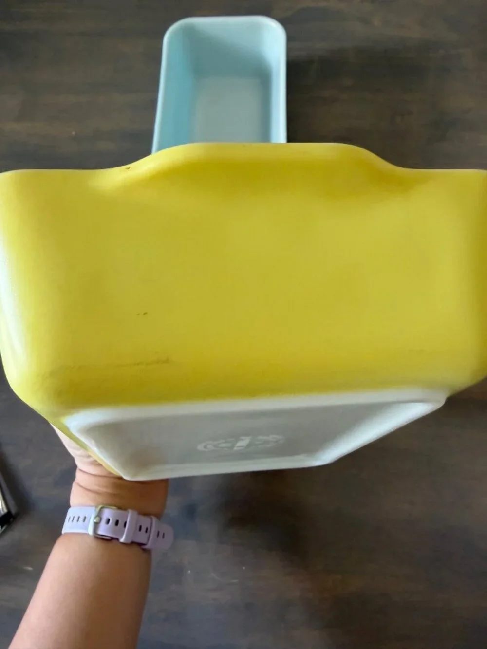 Pyrex set refrigerator